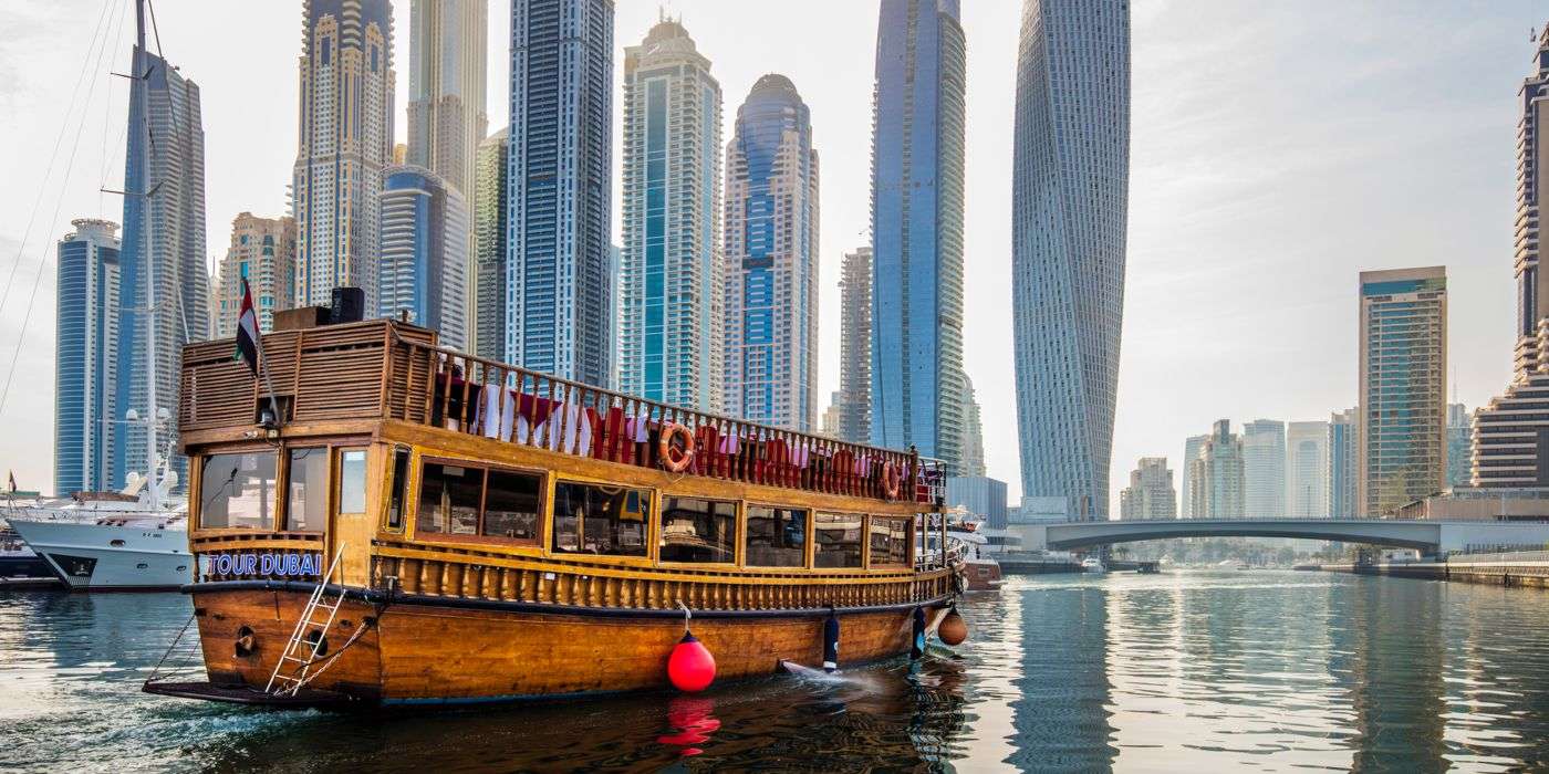 one hour sightseeing cruise dubai marina